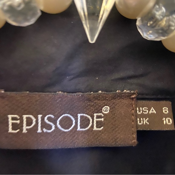 Stylish black blouse from Episode - Picture 3 of 4